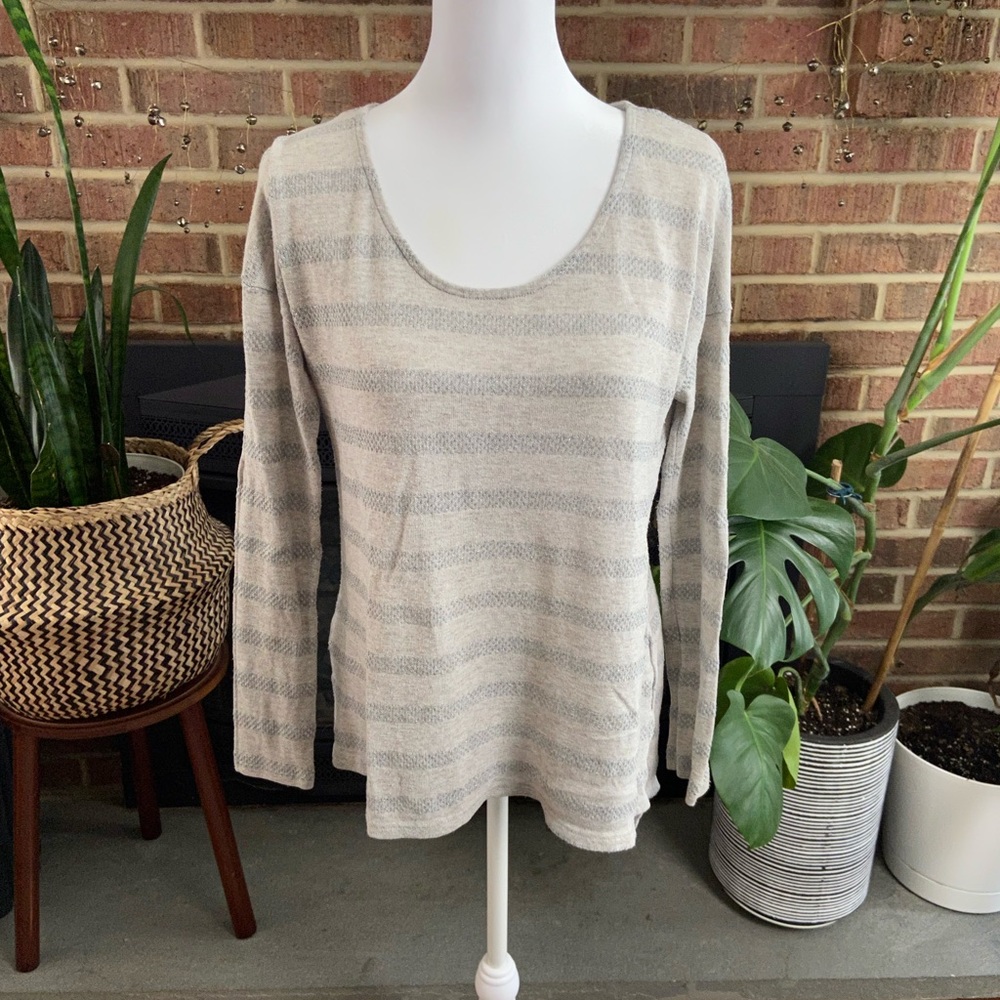 Camaieu Lightweight Gray Sparkly Striped Sweater, Size S